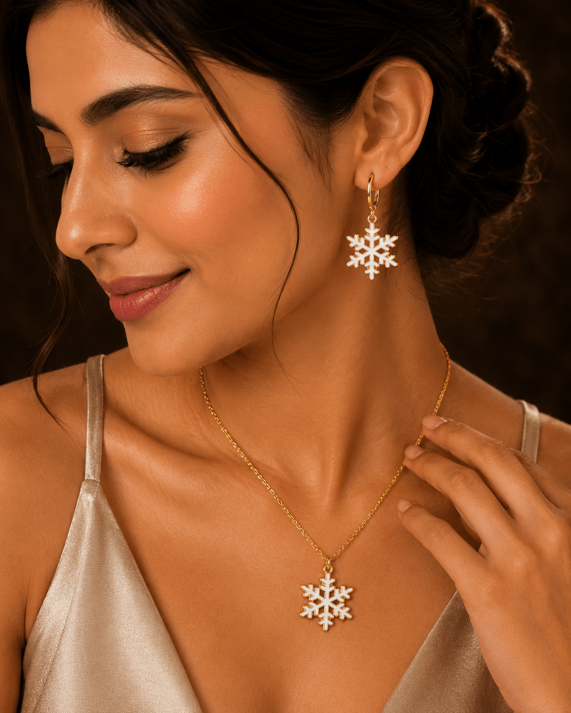Lumi Snowflake Necklace & Earrings Set